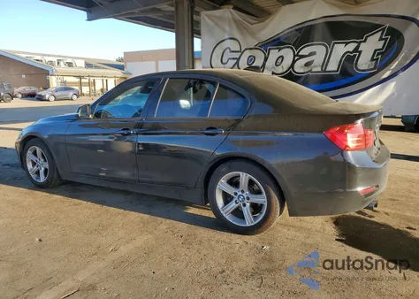 2013 BMW 328 Xi из США, поврежденный, VIN WBA3B3C51DF542420